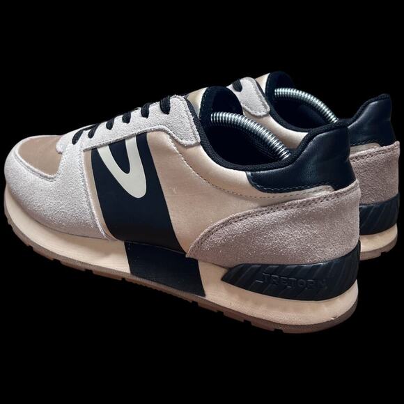 TRETORN Loyola 2.0 Women's Sz 8 Sneakers Black Cream Gray Athleisure Shoes READ - Picture 3 of 15